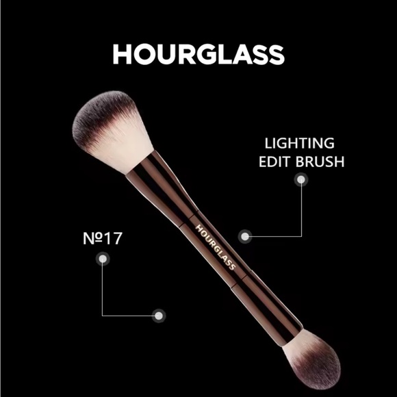 Hourglass Ambient Lighting Dual-Ended Brush - Picture 3 of 3